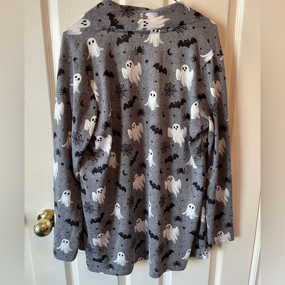 Gray Halloween Print Women's Lightweight Cardigan 👻🦇🕷️🕸️ - Picture 2 of 3
